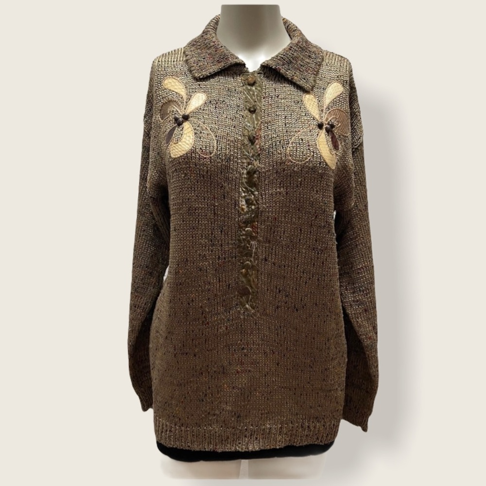 Ann wi embroidered cardigan size M.